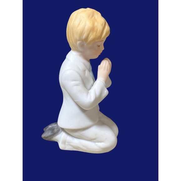 Confirmation/ First Communion Praying Kneeling  boy Enesco 1987 - Picture 4 of 10